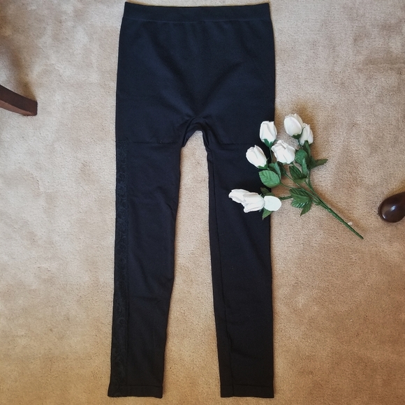 GUC Lane Bryant Black Control top leggings sz A/B - Picture 2 of 5